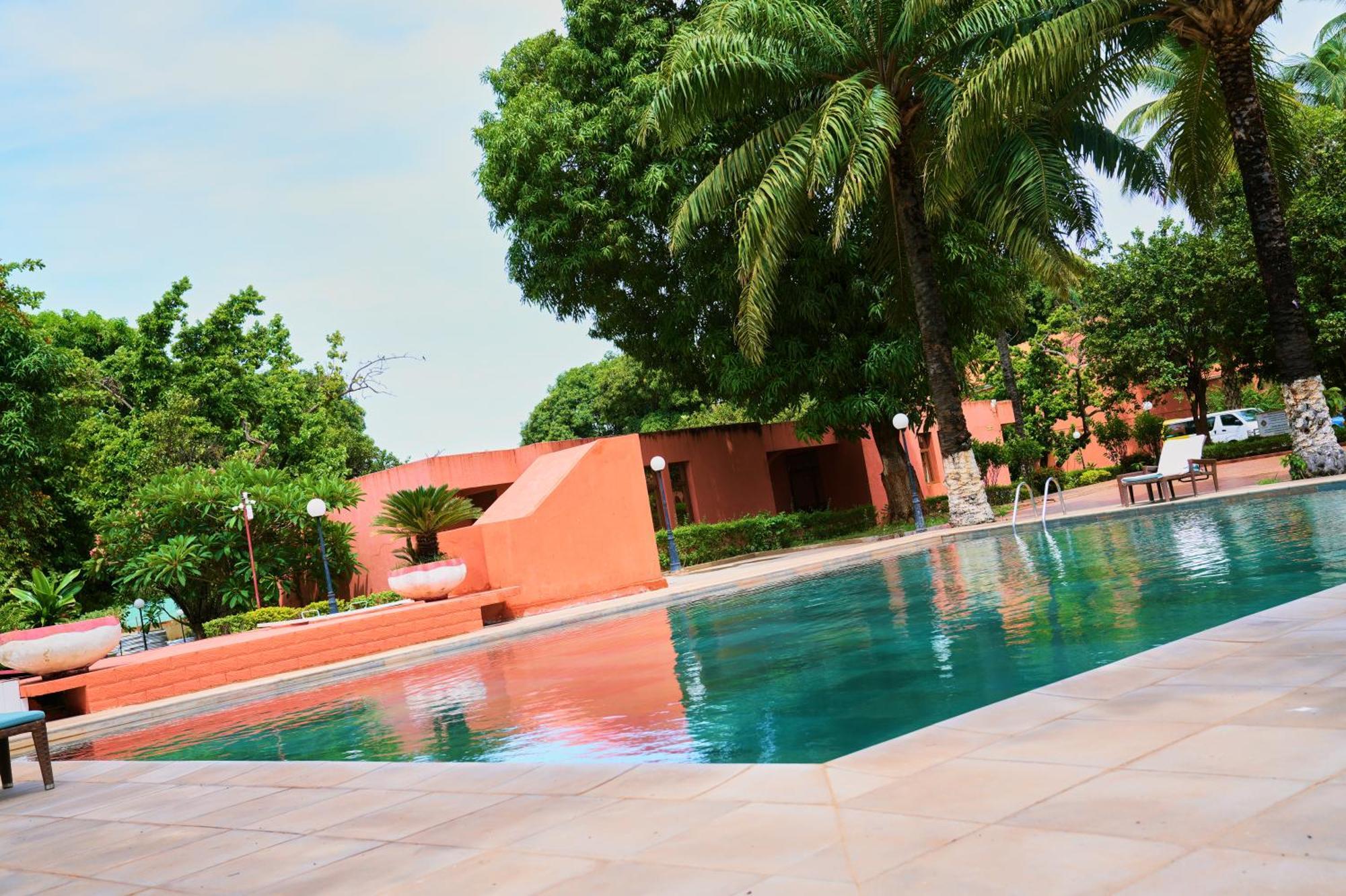 Dunia Hotel Bissau Exterior photo
